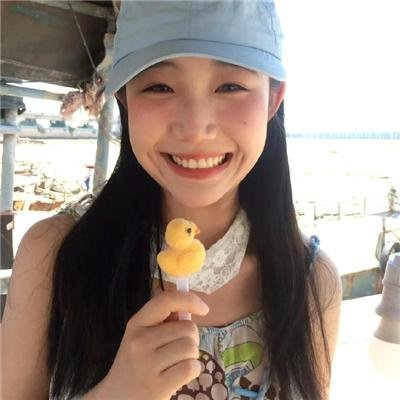 红色尾翼